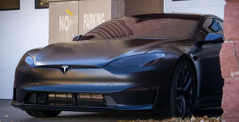 Tesla-Model-S-Plaid-1 Tesla-Model-S-Plaid-1